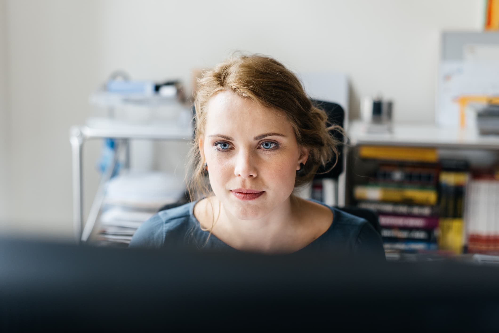 businesswoman-focused-on-her-work-fear-as-a-motivator