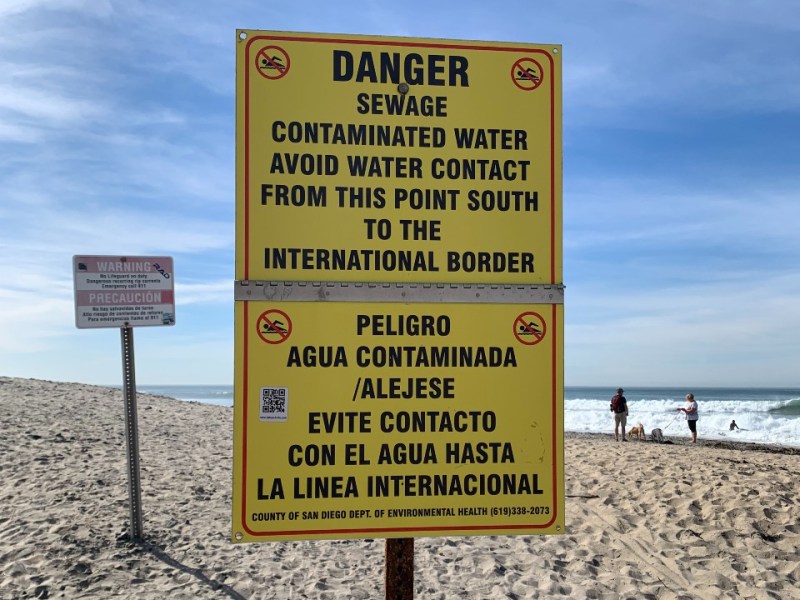 Sewage warning sign