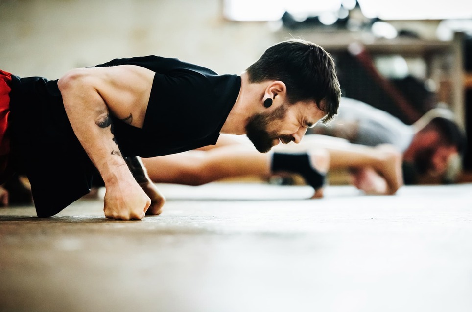 man-doing-pushups-as-an-exercise-does-exercise-help-with-anxiety